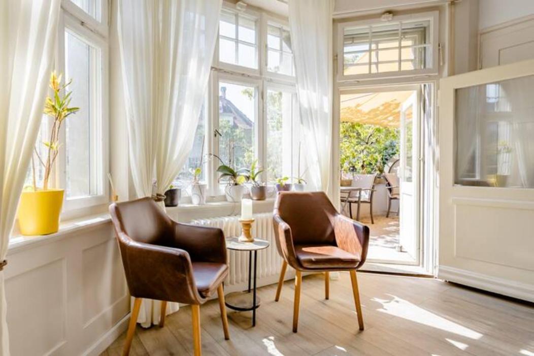 Max Aviation Villa & Apartments Bern Bagian luar foto