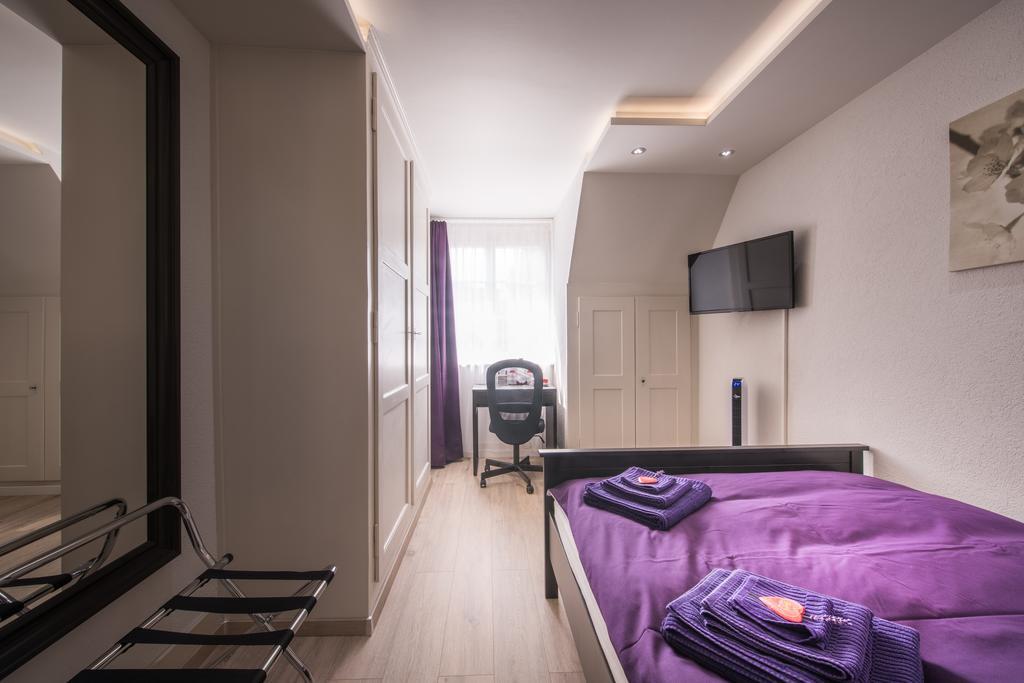 Max Aviation Villa & Apartments Bern Bagian luar foto
