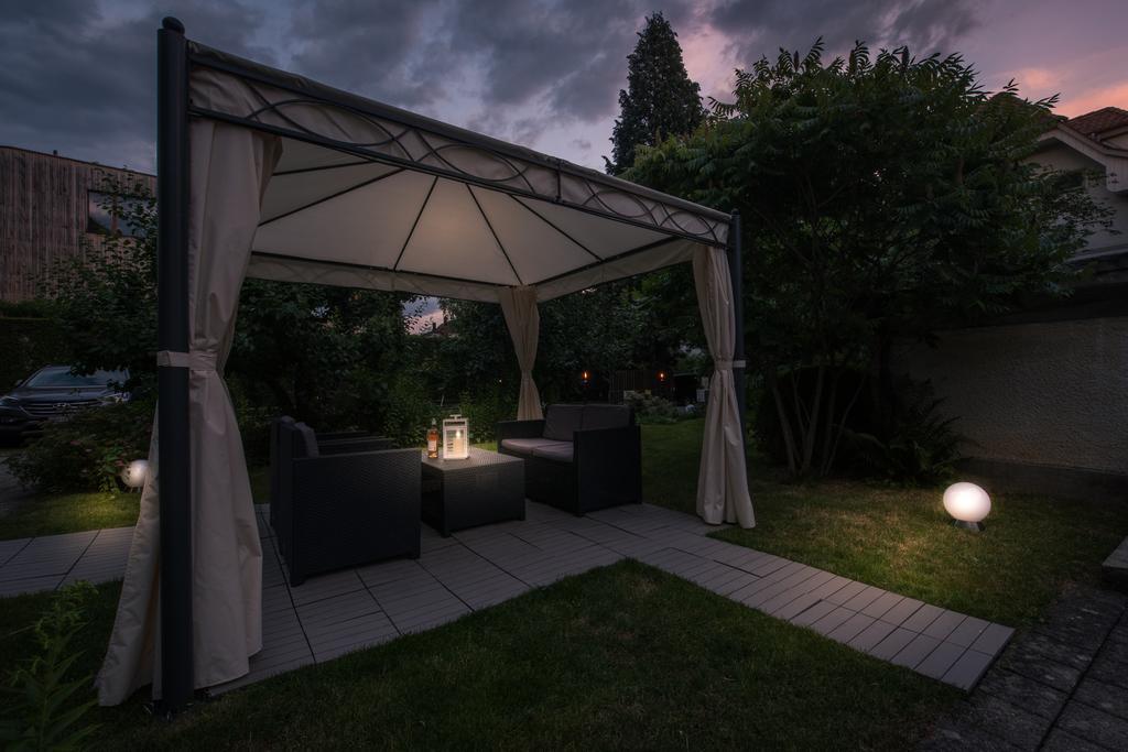 Max Aviation Villa & Apartments Bern Bagian luar foto